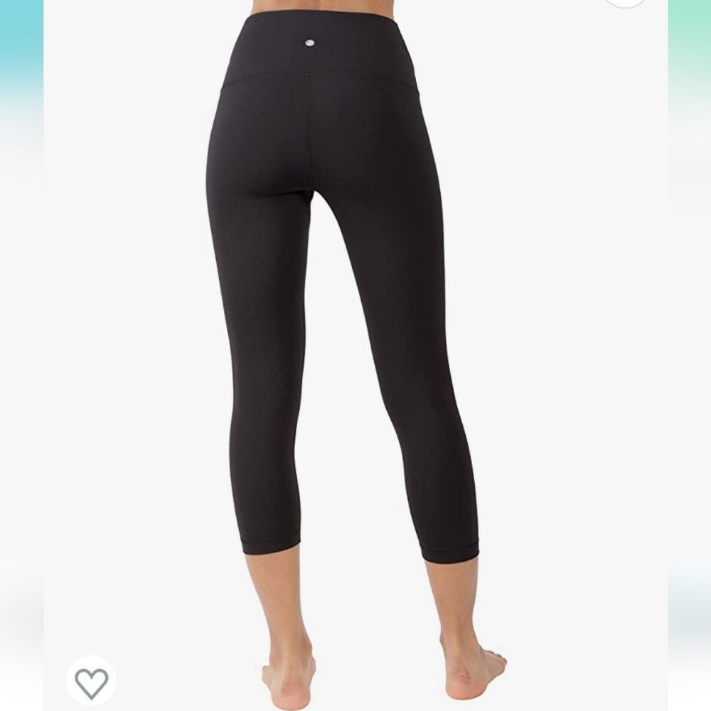 NWT - High Waisted Buttery Soft Slimming 4-Way-Stretch Capris XL